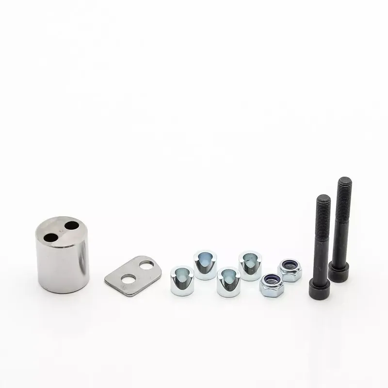 Zestaw zwrotnic tylnego zawieszenia Nissan R35 GT-R Wisefab Kup teraz