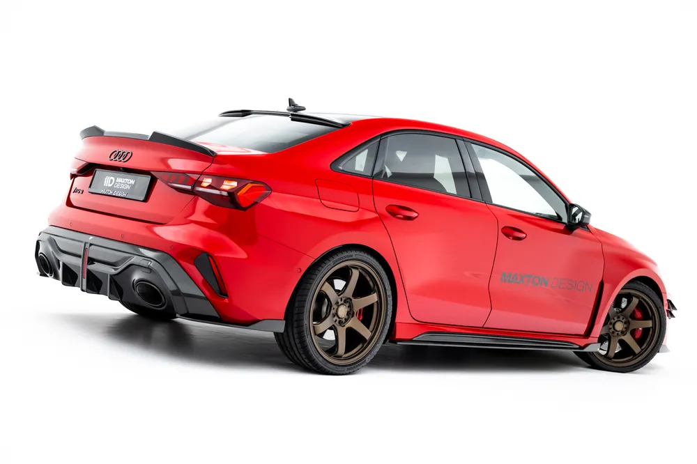 Set Karbonowych Splitterów Bocznych Prepreg Audi RS3 Sedan 8Y Facelift Maxton Nowy